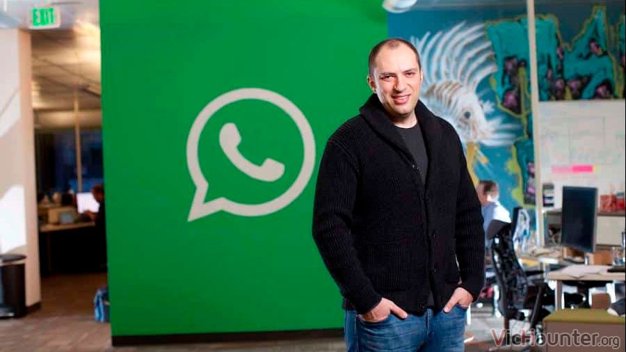 El fundador de Whatsapp renuncia por culpa de Facebook